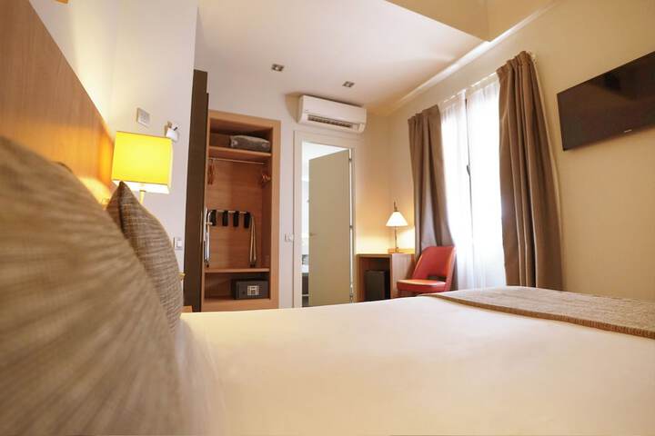 Room 14 of 59