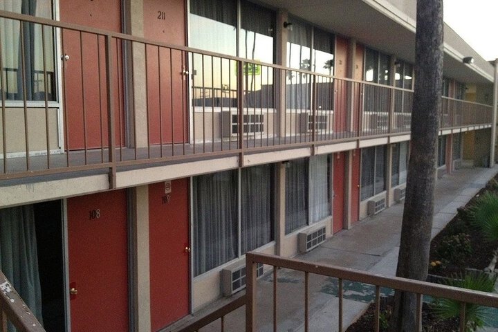 Su Casa Inn & Suites in Harlingen, TX