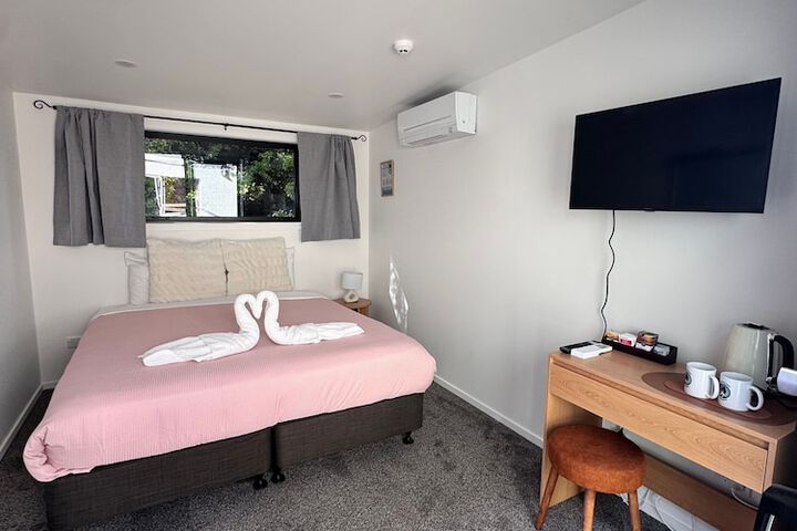 Room 9 of 53