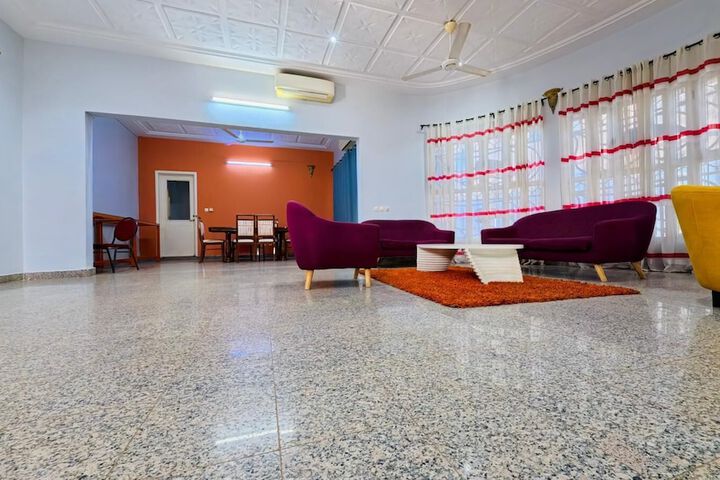 Hotel Interior 18 of 144