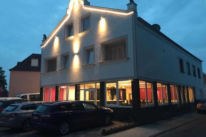 Hotel 62 of 63