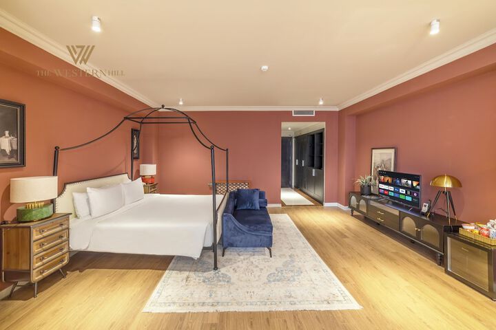 Room 20 of 62