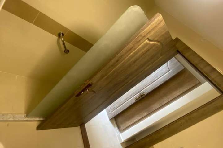 Room 7 of 20