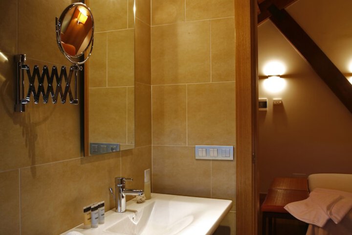Bath Interior