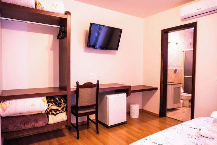 Room 72 of 181