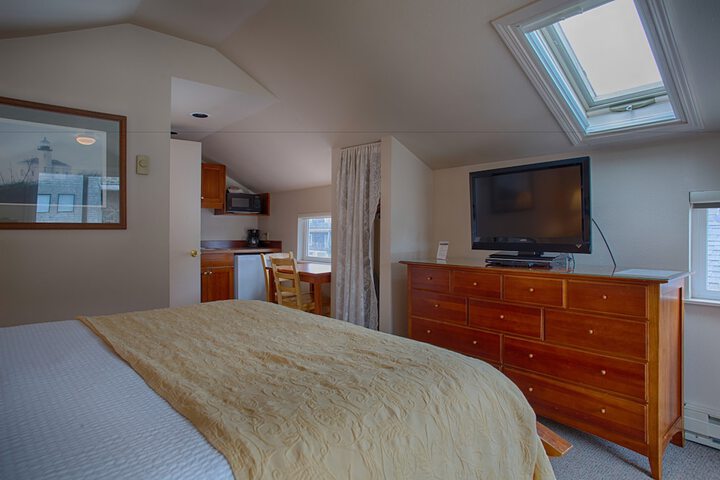 Room 25 of 231