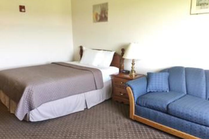 Room 9 of 22