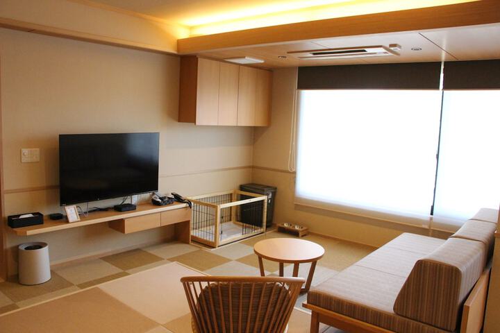 Room 19 of 104