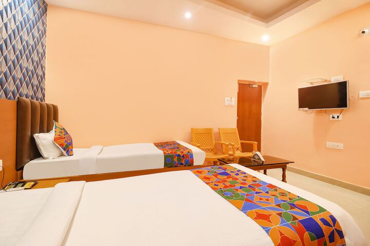 Room 16 of 29
