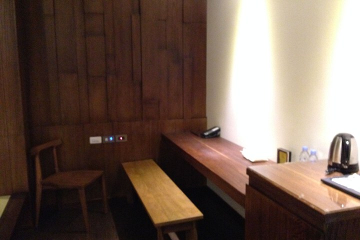 Room 36 of 89