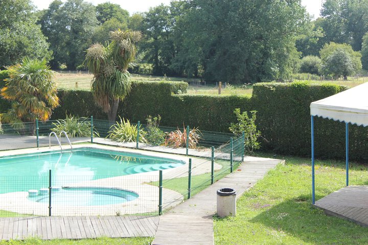 Pool 9 of 23
