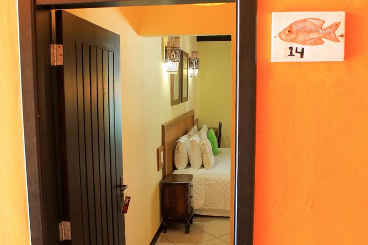 Room 14 of 70