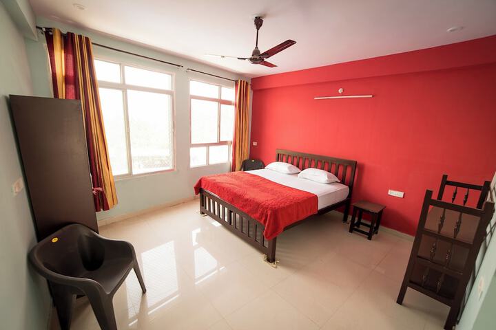 Room 8 of 45