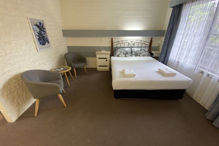 Room 7 of 36