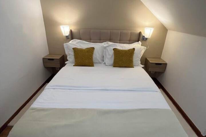 Room 21 of 69
