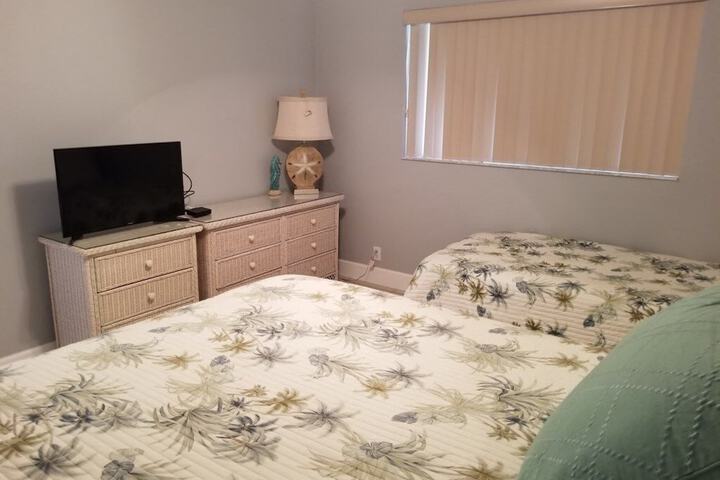 Room 5 of 23