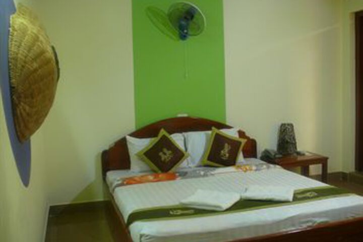 Room 26 of 57