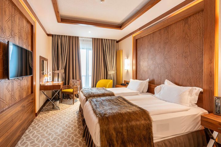 Room 55 of 175