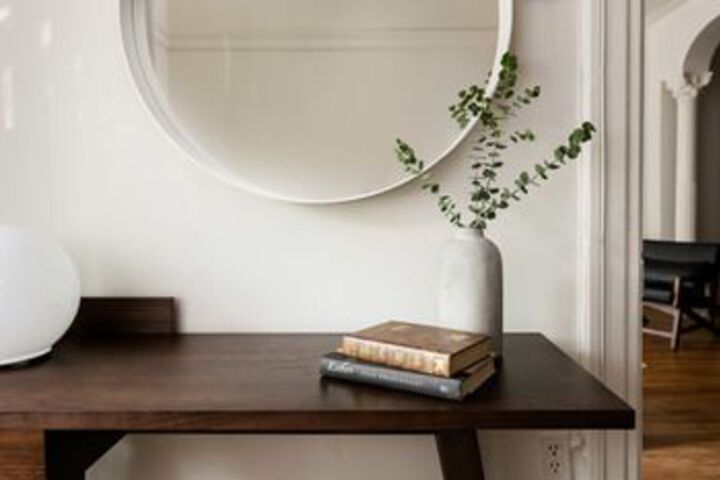 Room 14 of 24