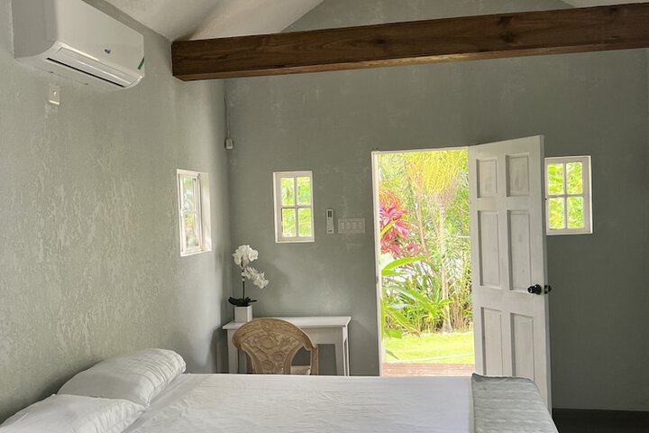 Room 17 of 105