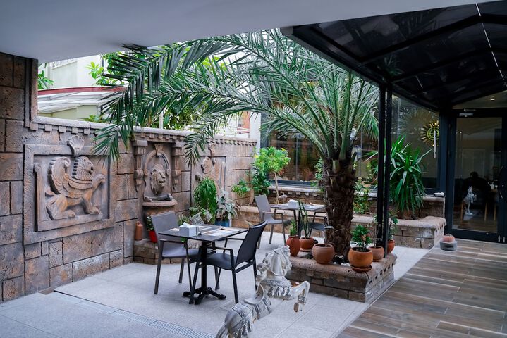 Terrace/Patio 33 of 68