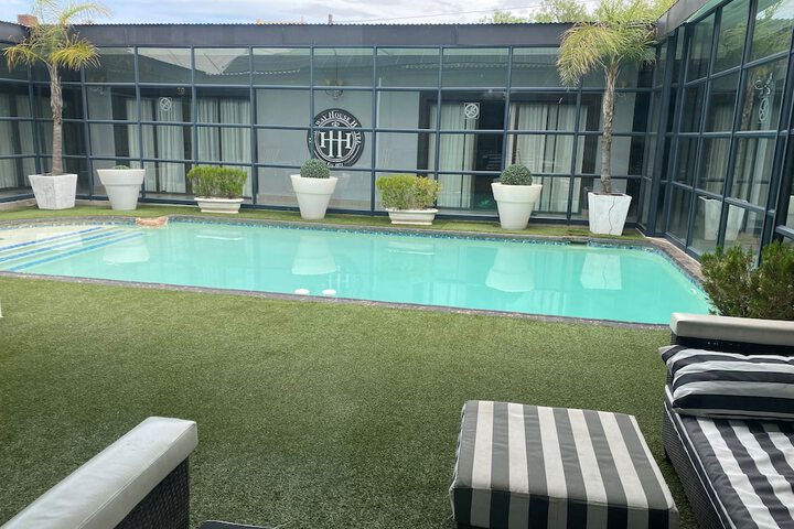 Pool 23 of 46