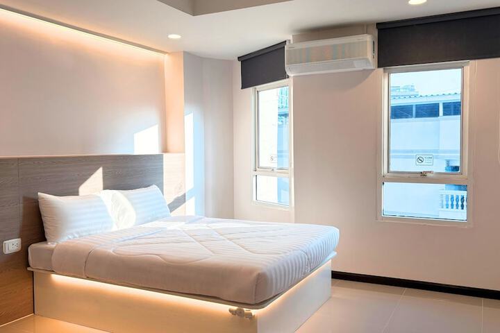Room 55 of 78