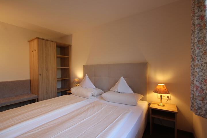 Room 2 of 21