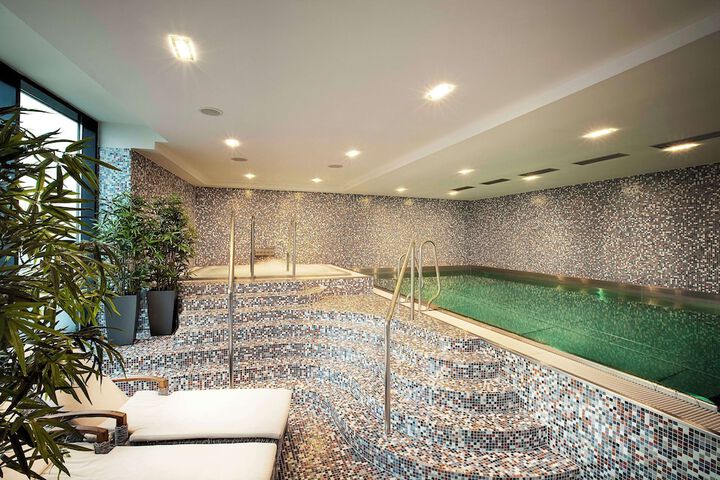 Pool 48 of 72