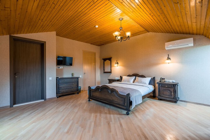 Room 21 of 86