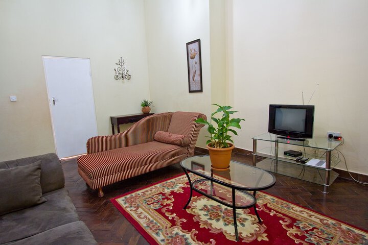 Room 14 of 27