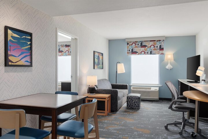 Room 16 of 42
