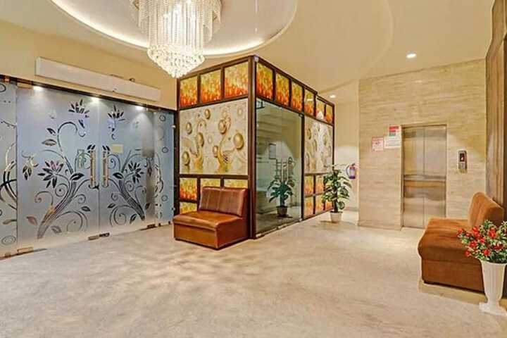 Hotel Interior 9 of 27