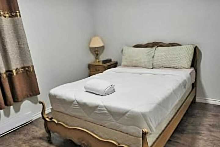 Room 45 of 117