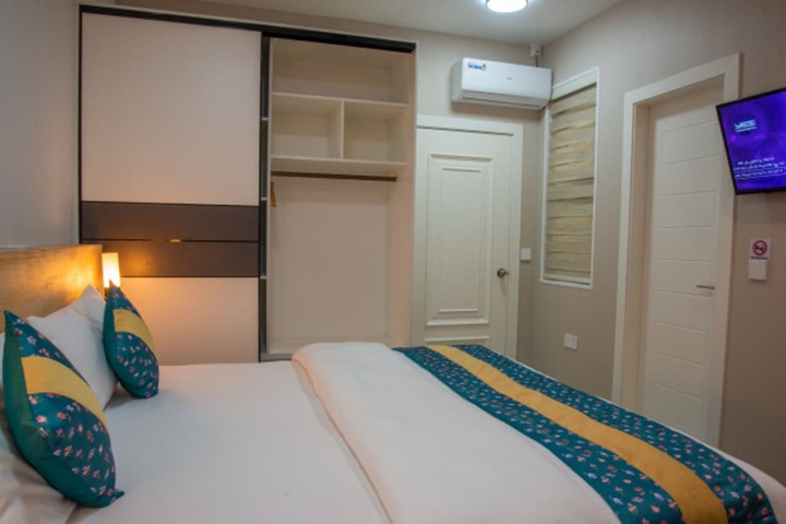 Room 13 of 41