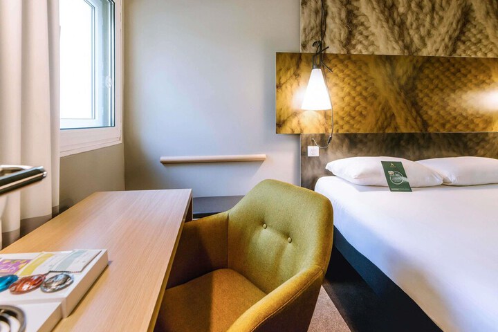 Hotel 130 of 132
