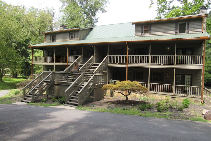 Hotel 157 of 180