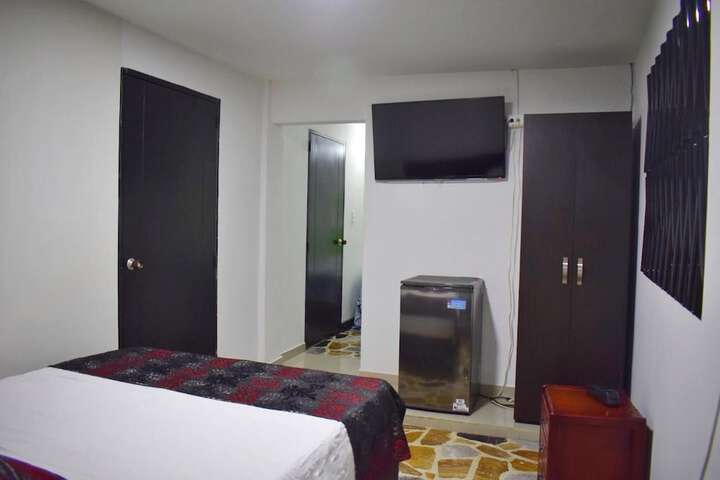 Room 15 of 24