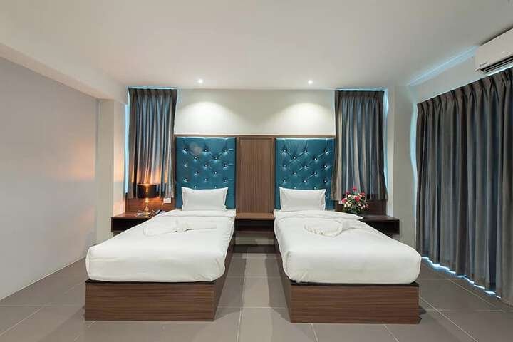 Room 14 of 31
