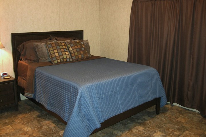 Room 4 of 11