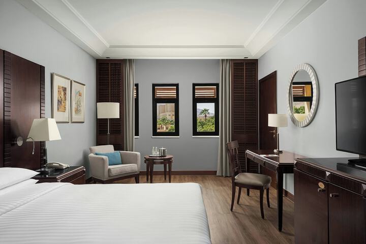Room 47 of 175