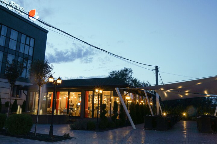 Hotel 65 of 66
