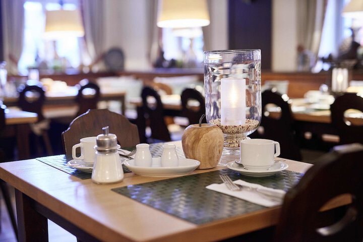 Breakfast/Coffee Service 123 of 179
