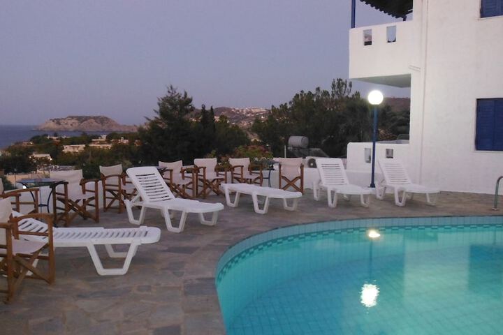 Hotel Pool