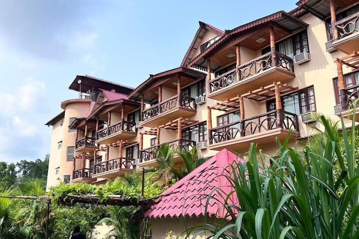 Hotel 77 of 78