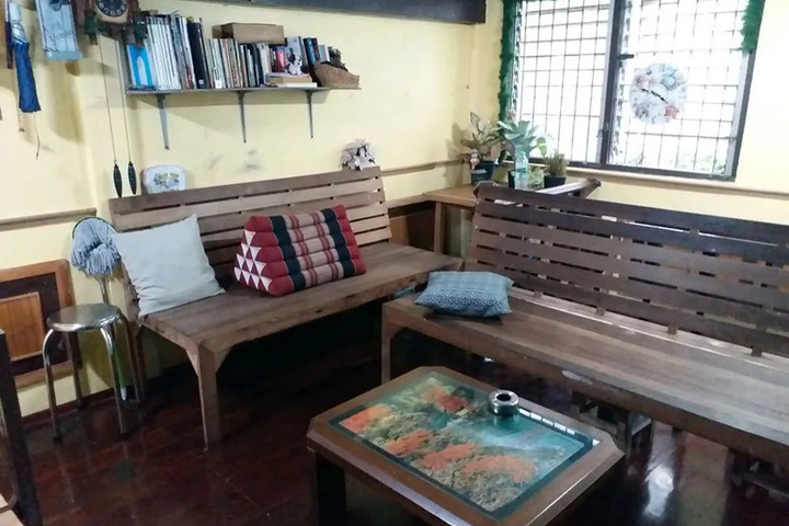 Room 14 of 48