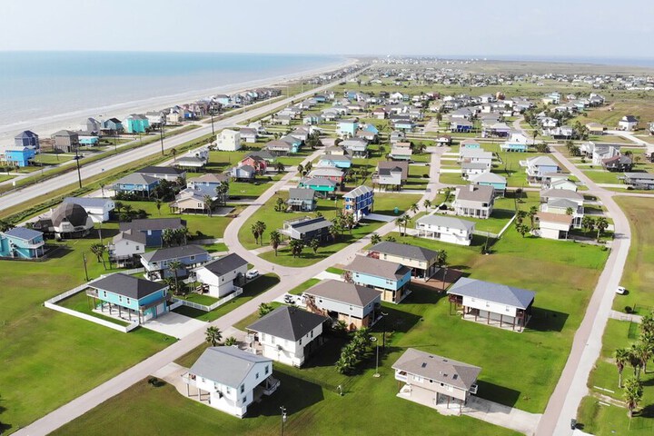 Beachfront Paradise in Galveston, TX