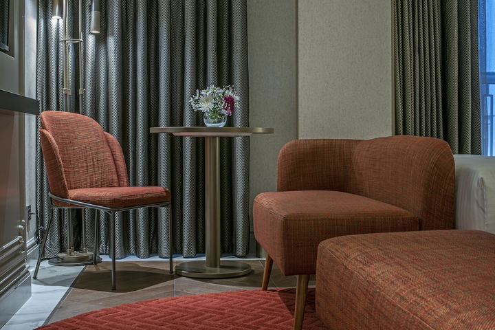 Room 55 of 194