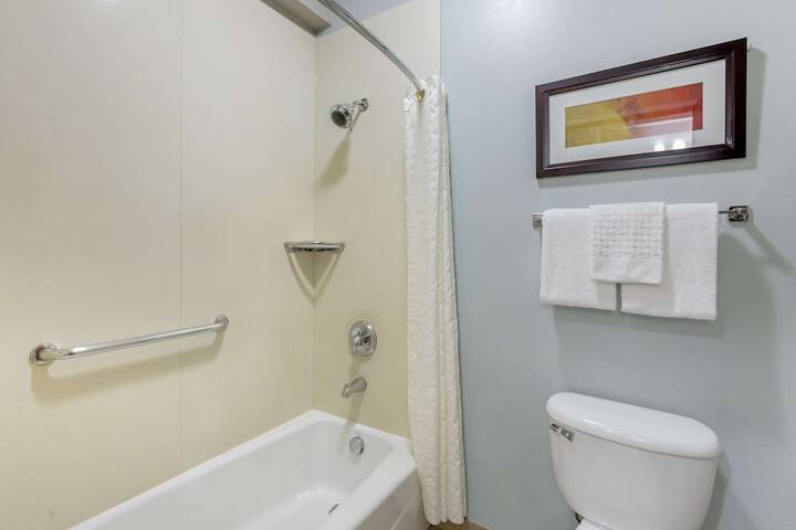 Clean Restrooms