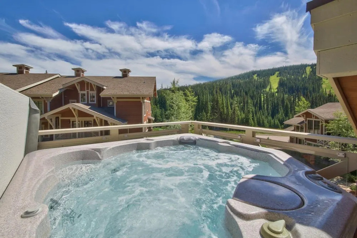 Pool 6 of 11